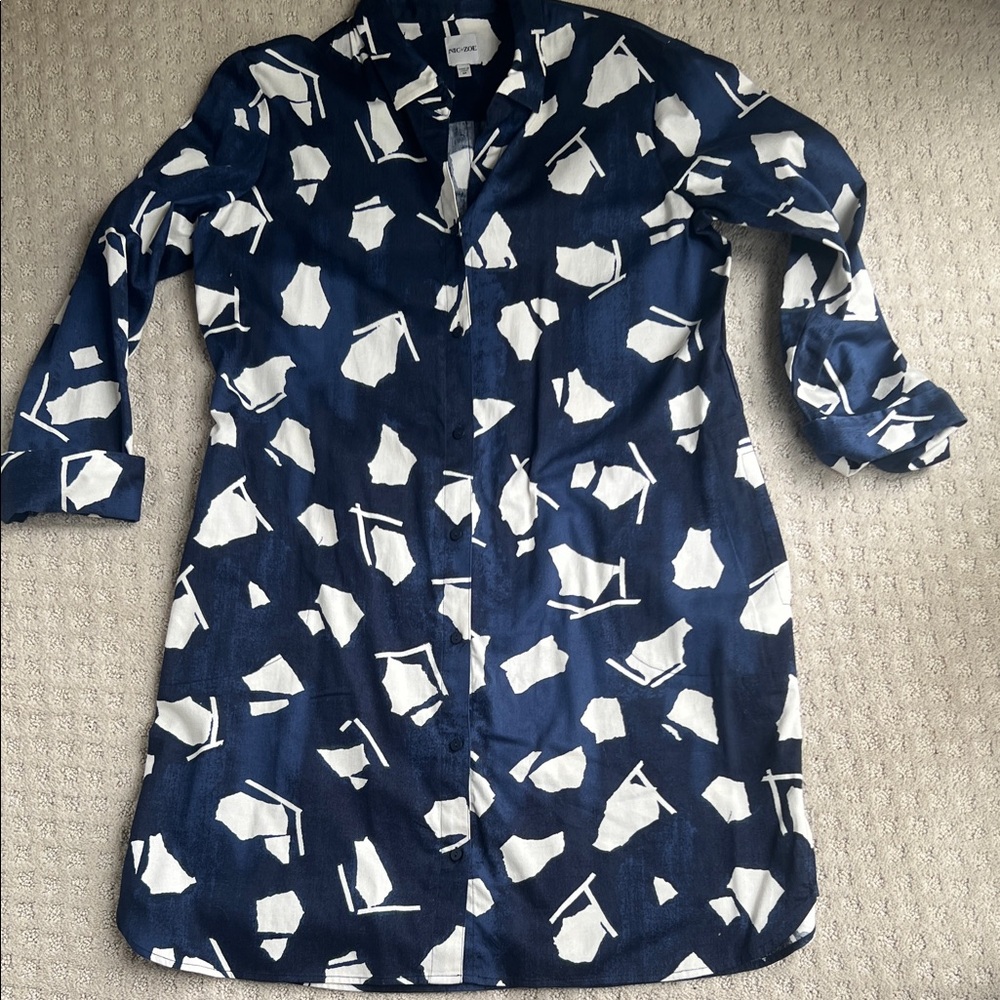 Nic and Zoe cotton shirtwaist dress. 3/4 sleeve with cuff. Pockets. M Navy.